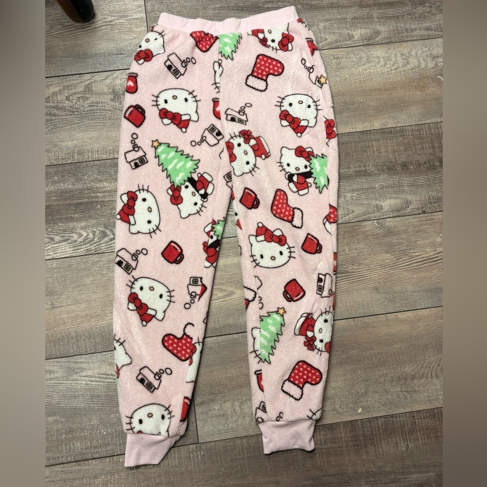 Hello Kitty Kids size 10 Pink Plush Pajama Pants with Red Accents